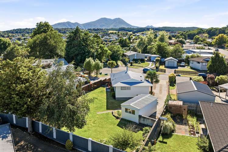 8 Ryan Place Richmond Heights_25