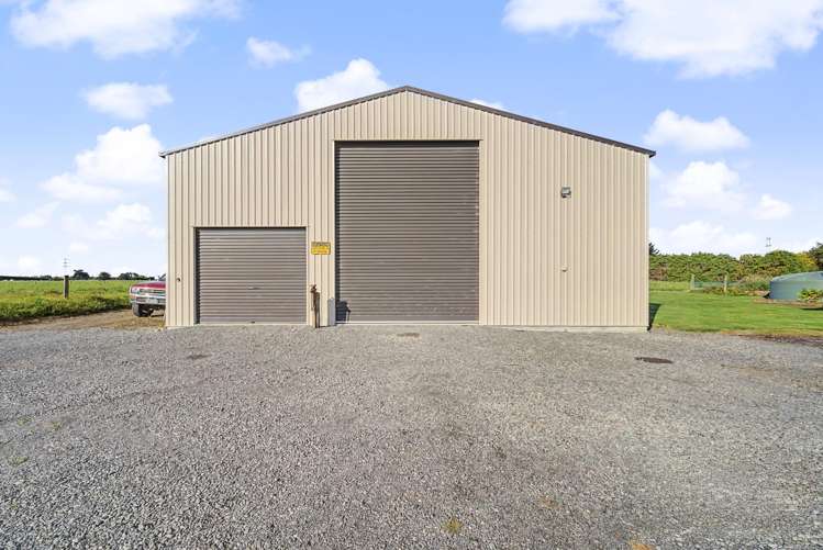 406 Flora Road East Makarewa_1