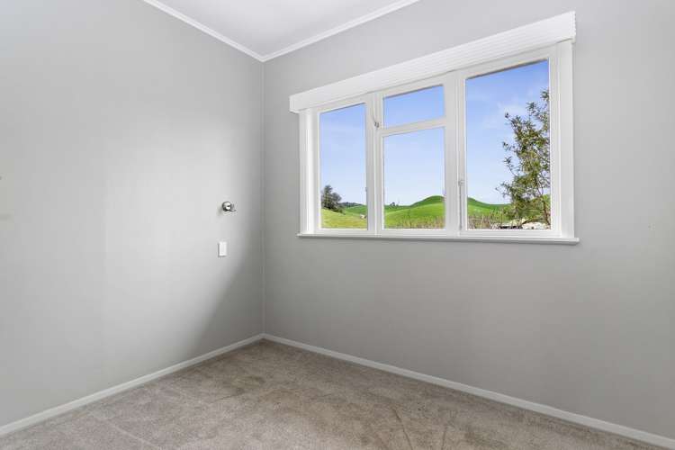 2 Moa Street Piopio_8