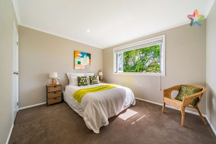 51 Pohutukawa Street Woburn_18