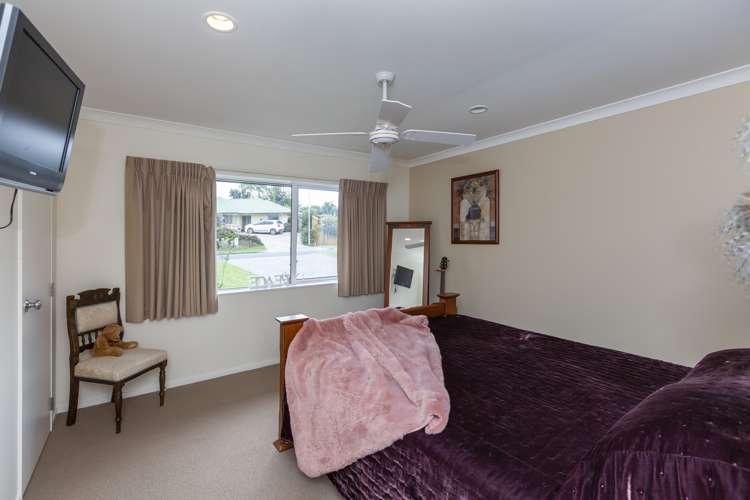 2 Cascade Way Paraparaumu_16
