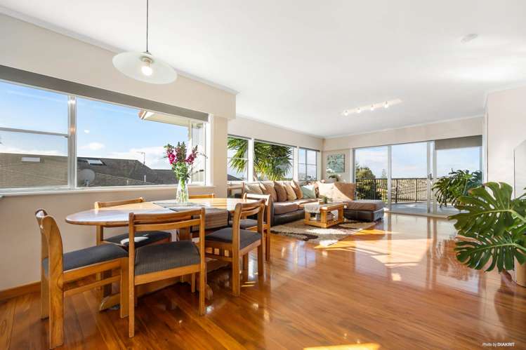 68 Bradbury Road Botany Downs_11