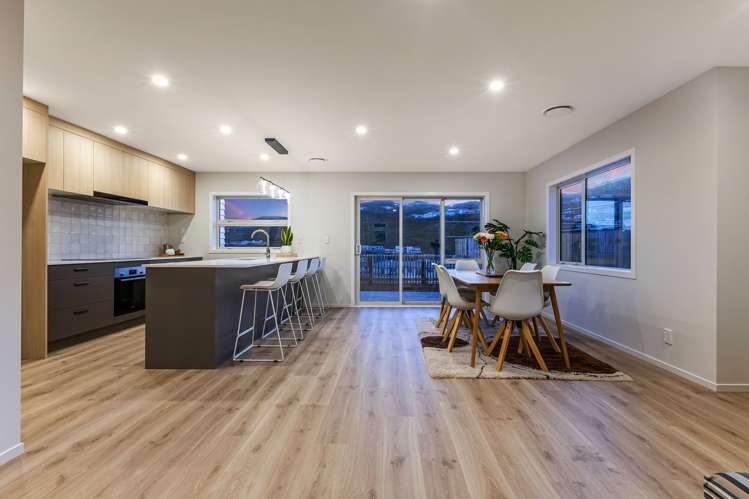 69 Crompton Avenue Churton Park_7