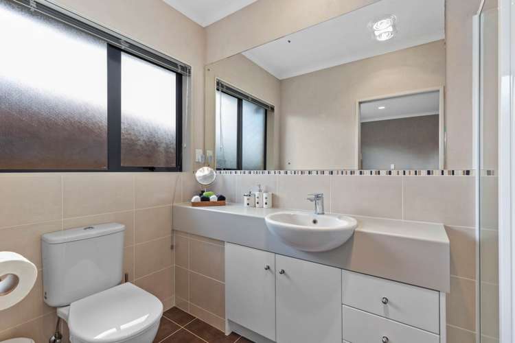 62 Aberdeen Crescent Wattle Downs_15