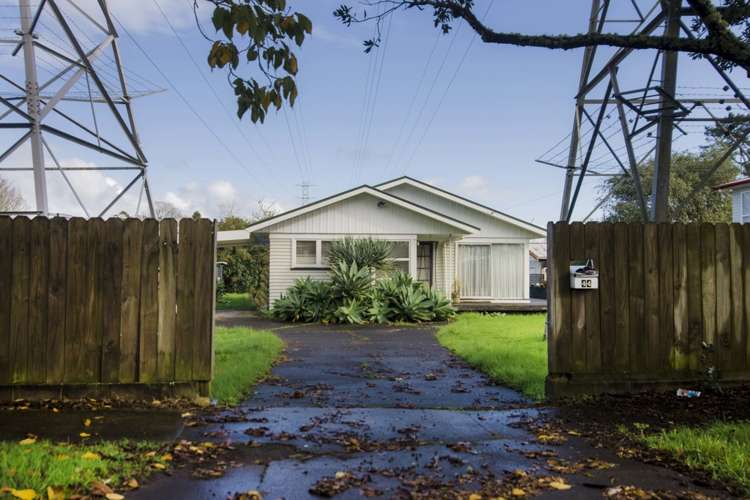 44 Queen Mary Avenue New Lynn_3
