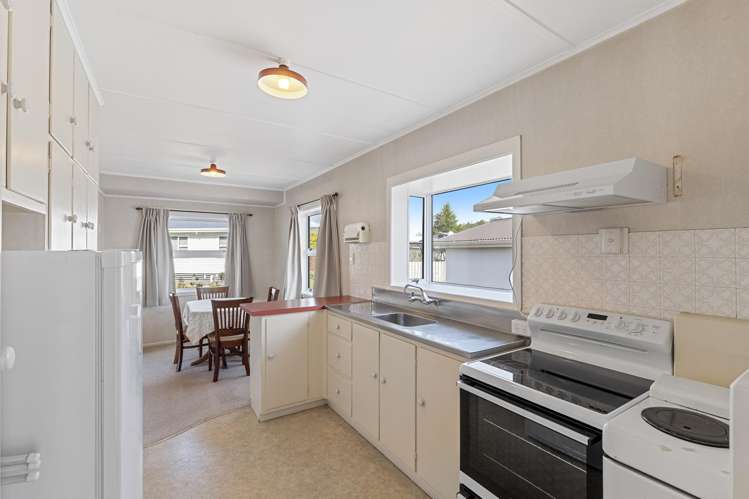 14 Shaw Avenue Paeroa_2