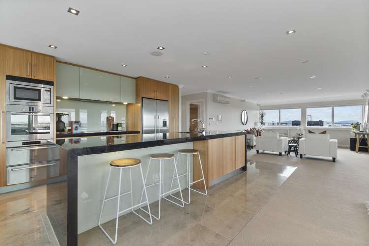 81/312 Victoria Street Hamilton Central_1