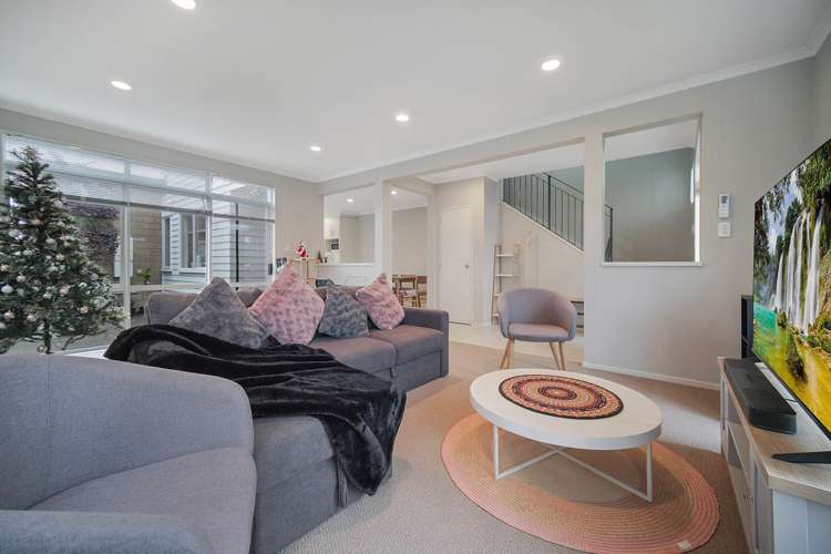 6 Flintridge Drive Flat Bush_14