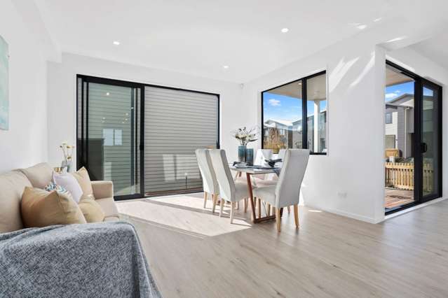 166 Squadron Drive Hobsonville_3