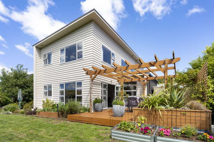 51 Te Puia Drive Aotea_7