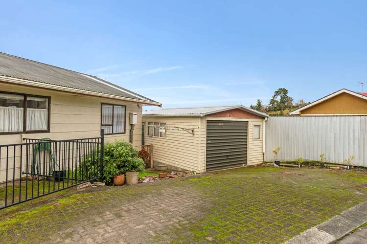 8 Parkdale Drive_2
