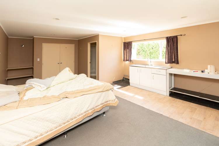 17 James Street Hamilton East_22