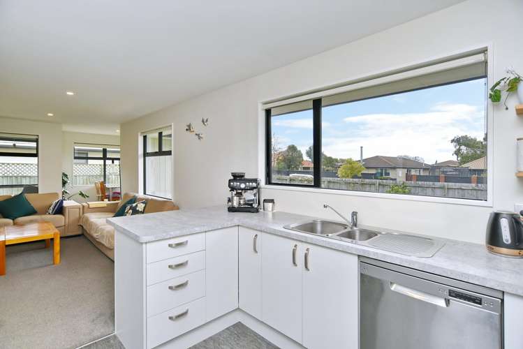 1/36 Reginald Street Burwood_8