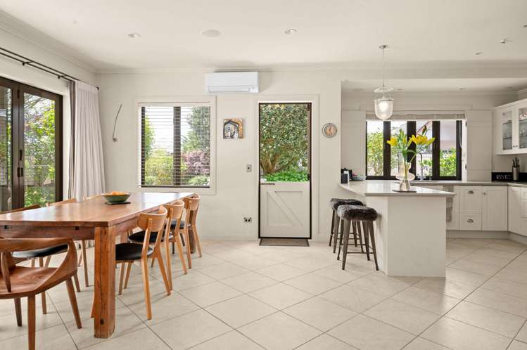 35 The Esplanade Huntington_9