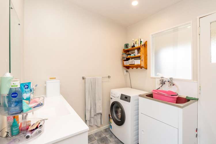 46 Largs Street Wallacetown_16