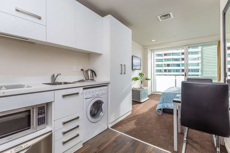 1815/10 Waterloo Quadrant Auckland Central_2