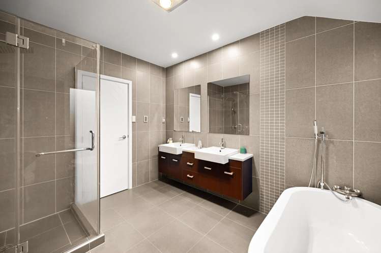 22 Gibbston Close Huntington_23