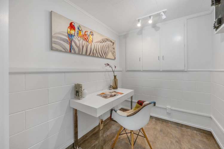 8 Bellamy Place Blockhouse Bay_11