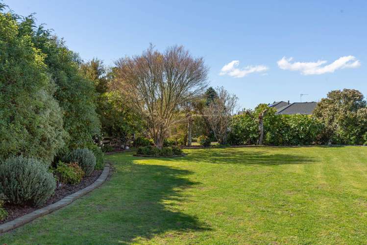 101 Lincoln Road Carterton_23