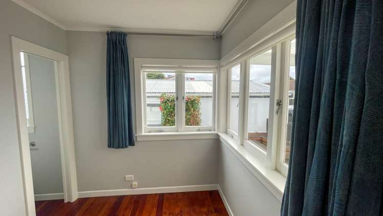 22 Erson Avenue Royal Oak_19