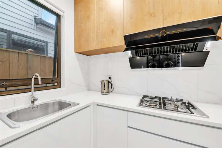 16 Puruatanga Drive Flat Bush_9