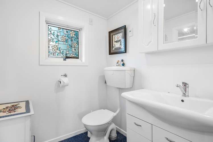 8 Chamberlain Avenue Amberley_10