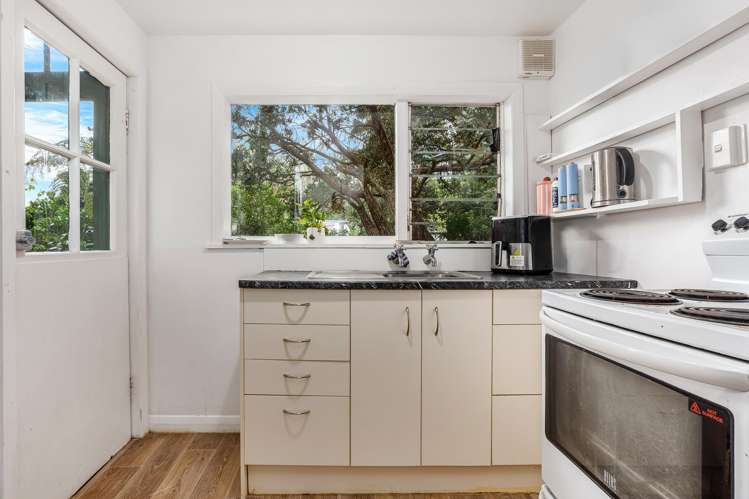 74 Sar Street Wadestown_23
