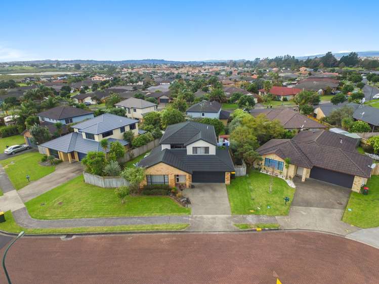 8 Ashkirk Place Wattle Downs_25