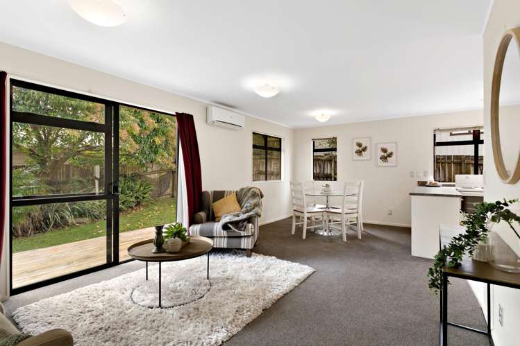 4 Marine Parade Mellons Bay_16