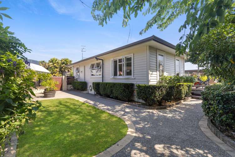 22 Dickens Street Stoke_10