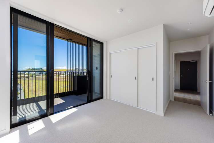 301/84C Te Oneroa Way Long Bay_12