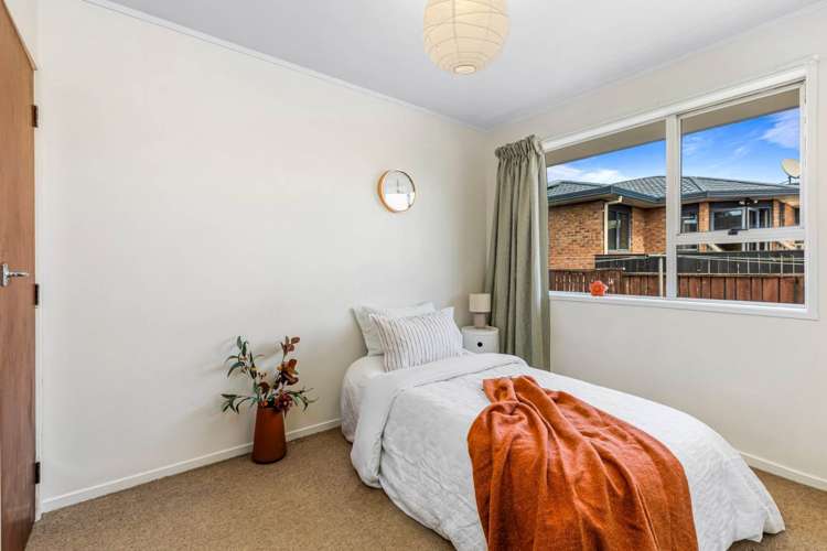 2/48 Mcleod Road Henderson_7