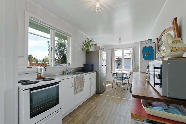11 Ropata Street Inner Kaiti_1