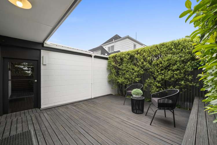 77A Mays Road St Albans_15