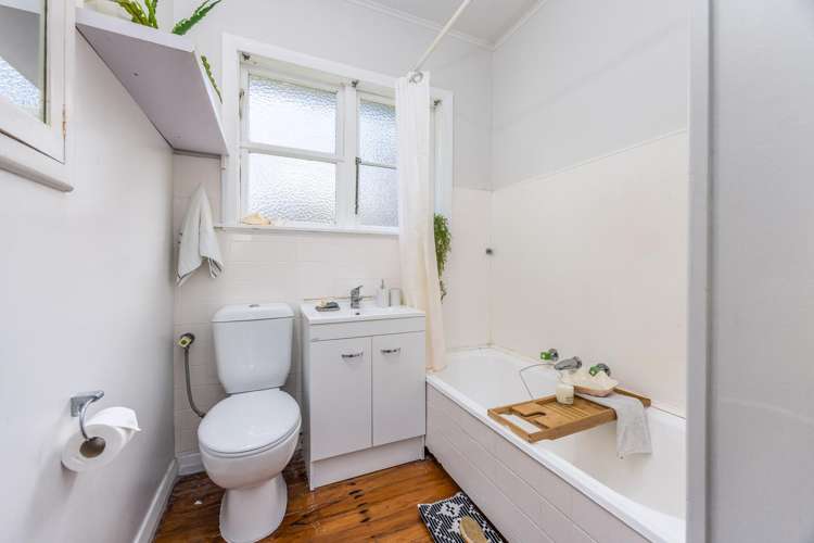 18 Kurahaupo Street Orakei_6