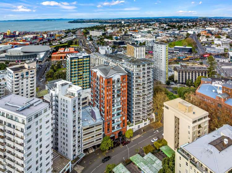 10C/50 Eden Crescent Auckland Central_28
