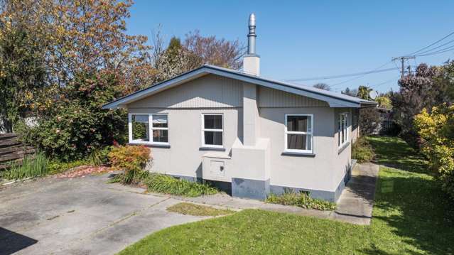 Solid Home with Potential in Motueka