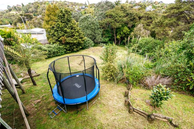 3 Queens Drive Oneroa_18