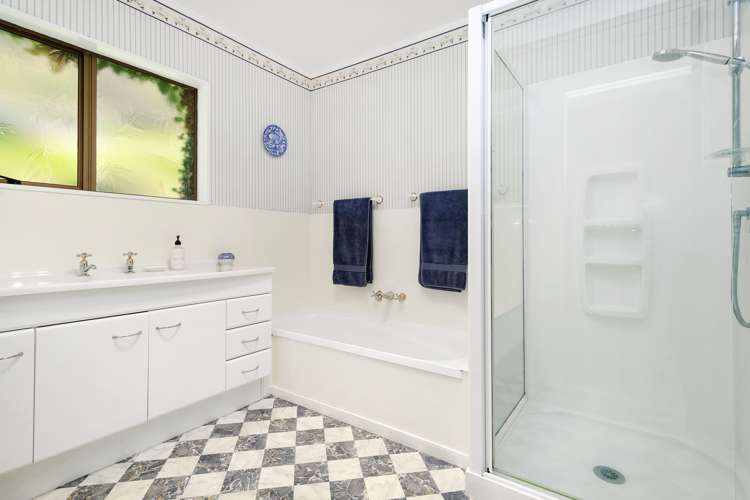 34 Greyfriars Crescent Tawa_16