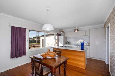 54A Pemberton Crescent_4