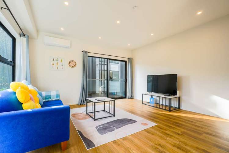 1/53 Aranui Road Mount Wellington_9