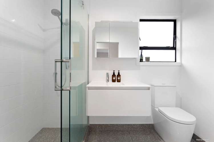 36 Mcphail Street Birkdale_11