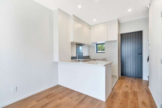 8/54 Swanson Road 11401_1