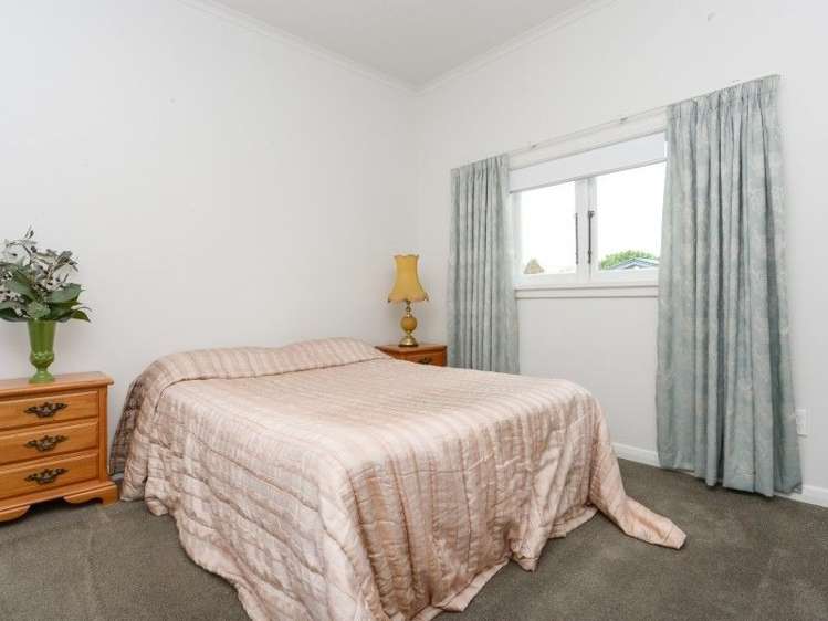 55 Lake Crescent 500063_15