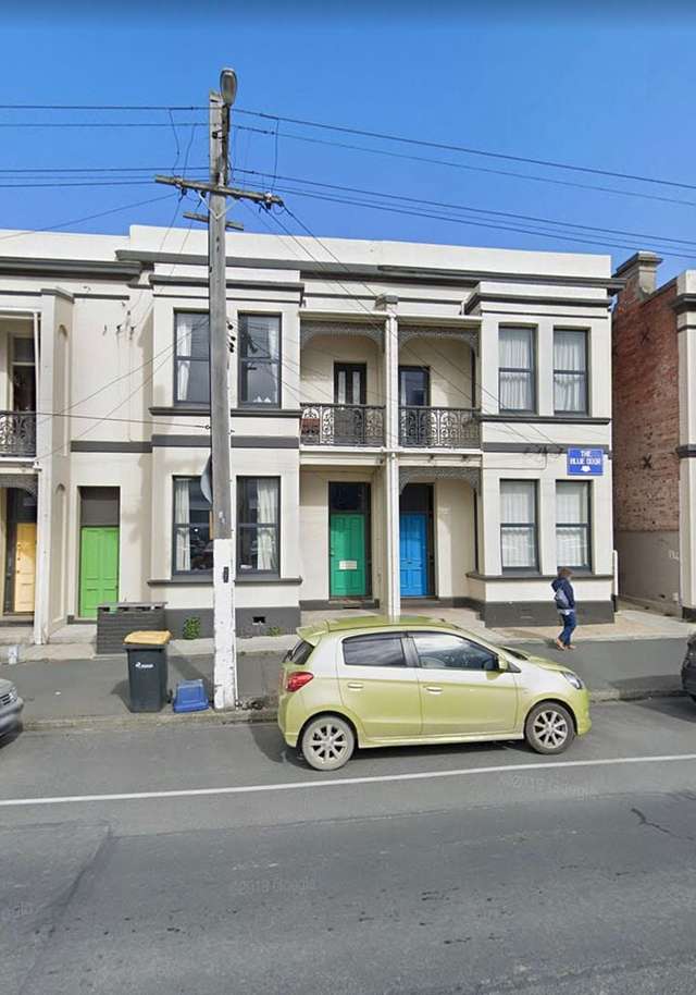 Prime Location Flat for 2027 - 6 Bedrooms