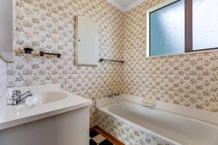 209 Parklands Avenue Bell Block_20