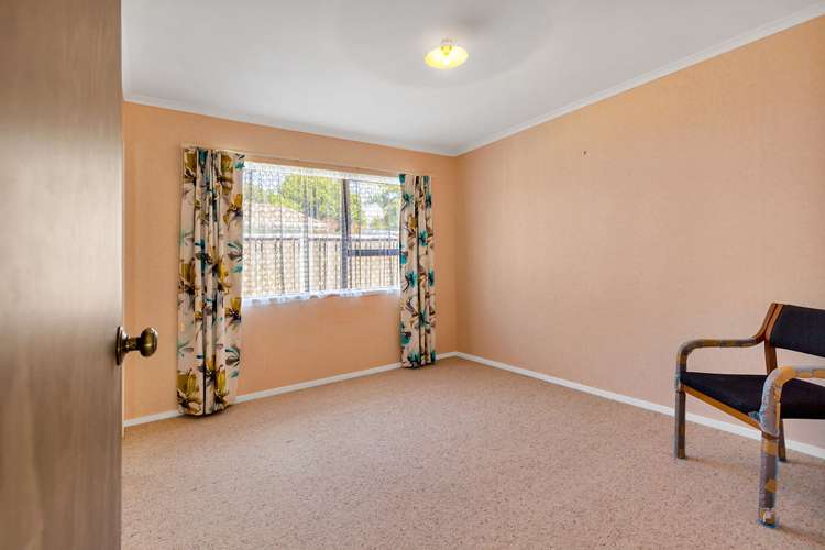 20 Lord Auckland Road Wakefield_10