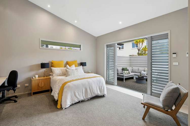 36 Oakford Park Crescent Greenhithe_23