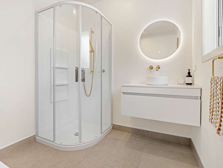 32A White Street Whanganui East_32