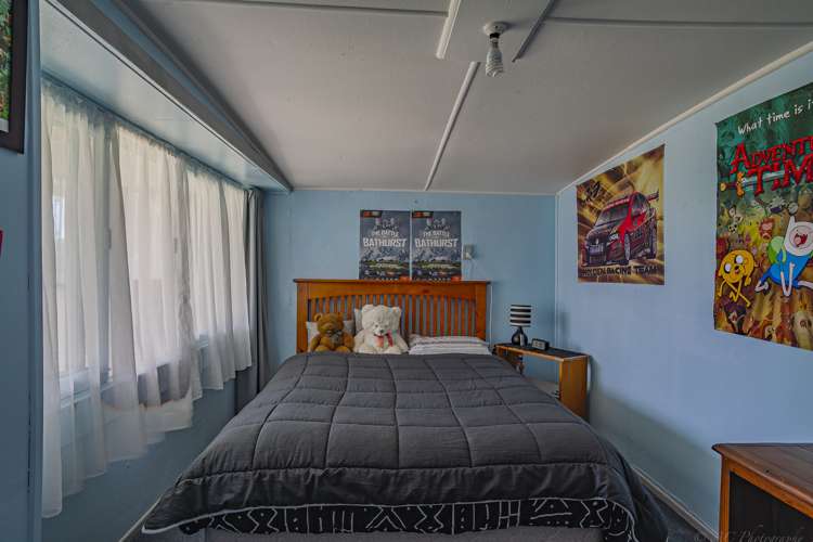 16 Neal Street Temuka_14